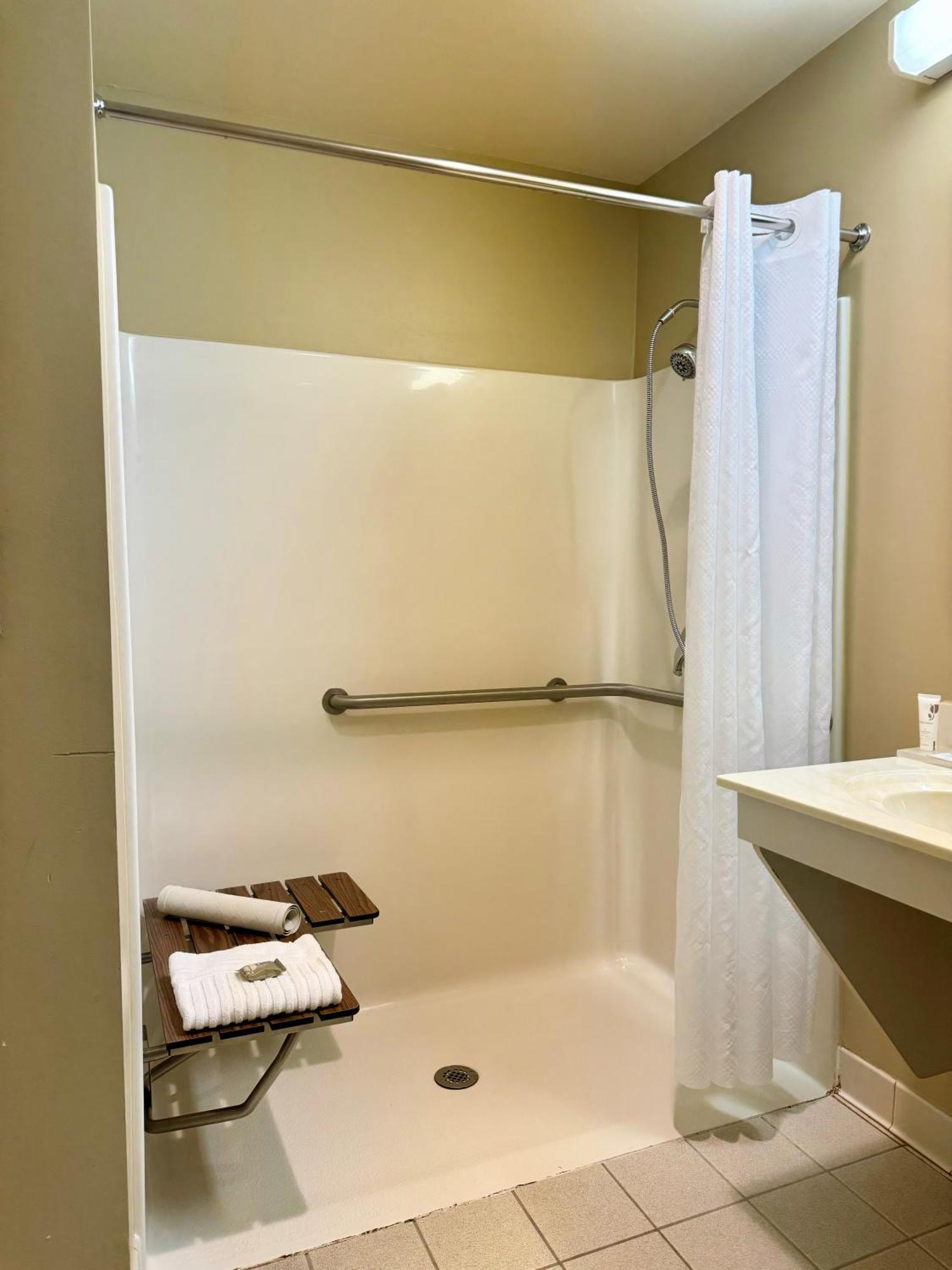 Country Inn & Suites By Radisson, Rochester South, Mn מראה חיצוני תמונה